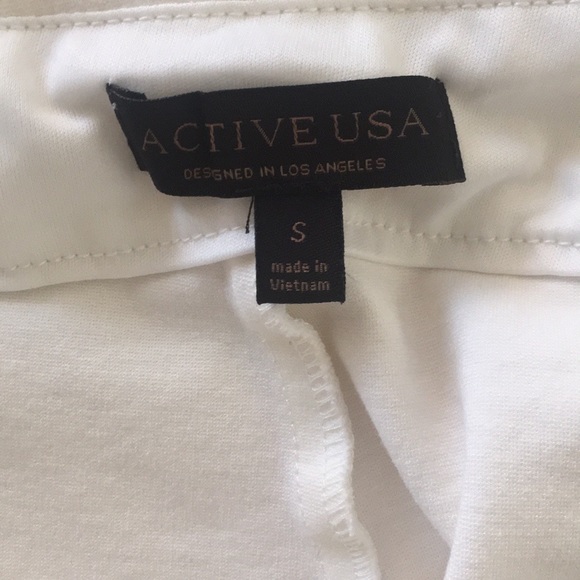 SOLD White layered shorts with pockets - Picture 8 of 11